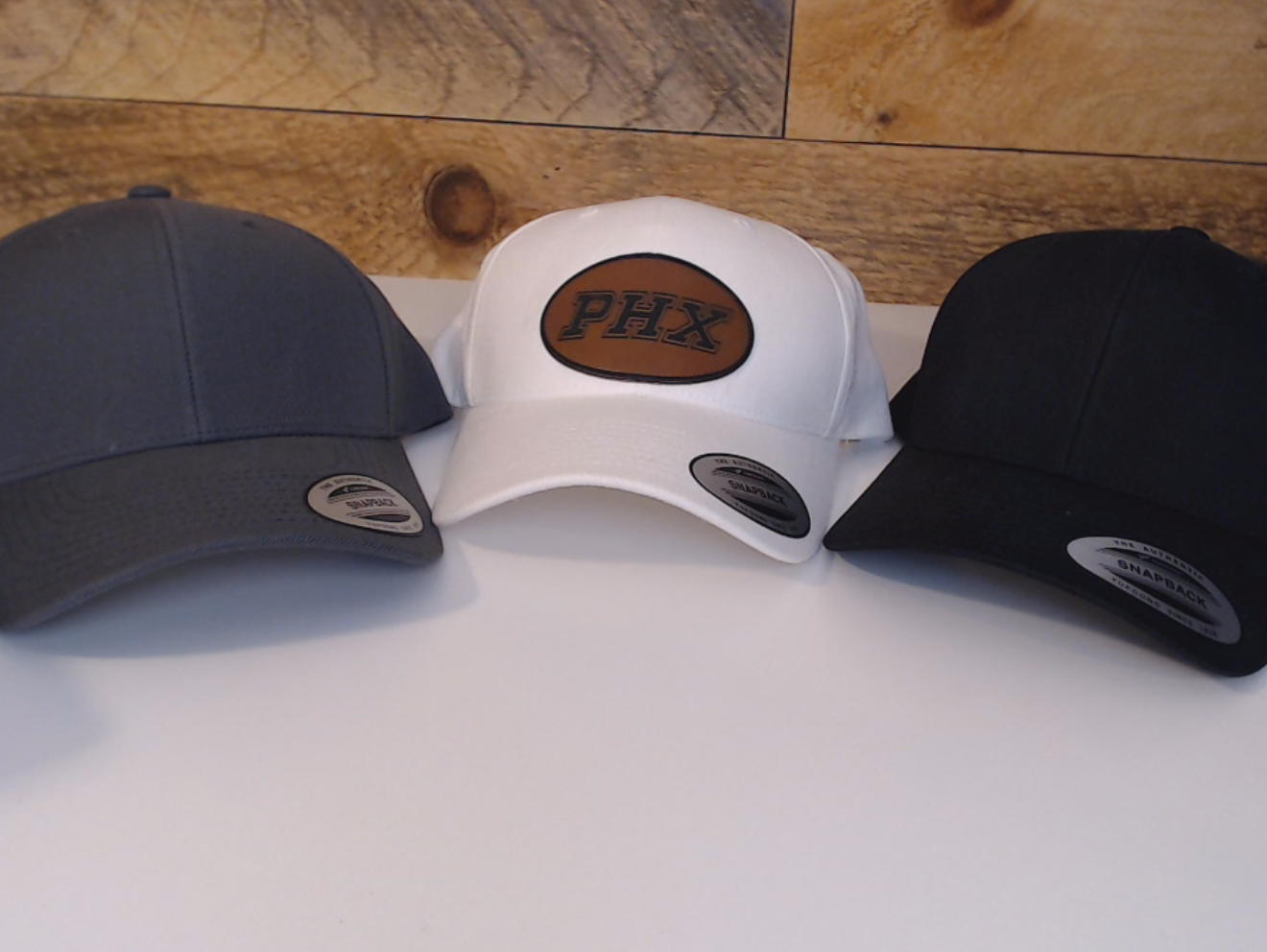 Snapback | Solid | 6 panel w/ Leather Patch